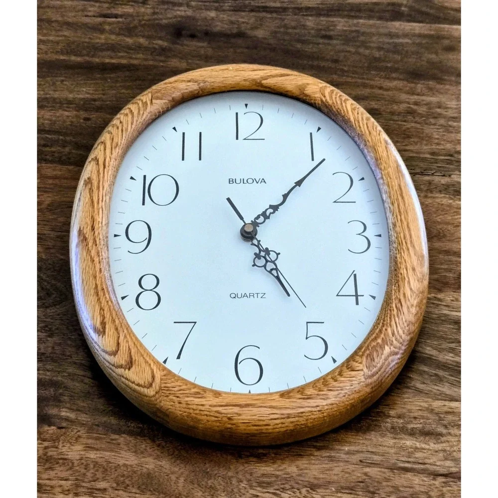 Vintage Bulova Quartz Oval Red Oak Wood Wall Clock - C4411 Taiwan - SH222-T2